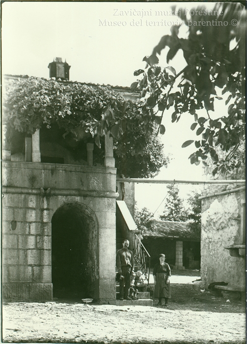 Image description